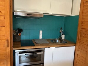 Refrigerador, microondas, lavavajillas y congelador 