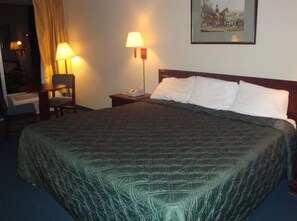 Room - Econo Lodge Asheboro (Asheboro)