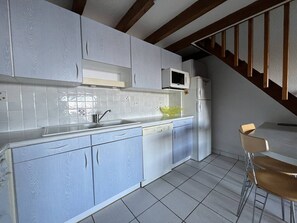 Fridge, microwave, dishwasher