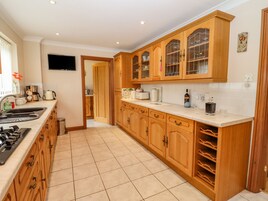 Fridge, dishwasher, electric kettle, toaster