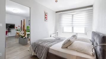 1 bedroom, desk, iron/ironing board, free WiFi