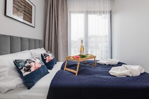 1 bedroom, desk, iron/ironing board, travel cot - Little Laguna 1B | Sauna | Gym | Parking (Miedzywodzie)