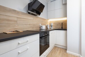 Fridge, oven, stovetop, dishwasher - Little Laguna 1B Międzywodzie | Seaside Apartment | Sauna | Gym | Parking (Międzywodzie)