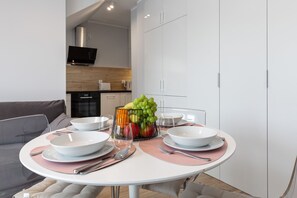 Dining - Little Laguna 1B Międzywodzie | Seaside Apartment | Sauna | Gym | Parking (Międzywodzie)