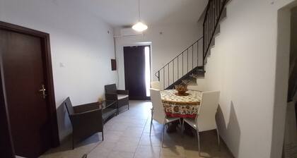 Sea, Nature, History, Fun. Single house with garden, sleeps 7