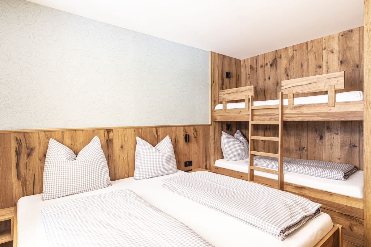 Apartment Gipfeltreff | Peralatan tempat tidur hipoalergenik, peti besi dalam bilik 