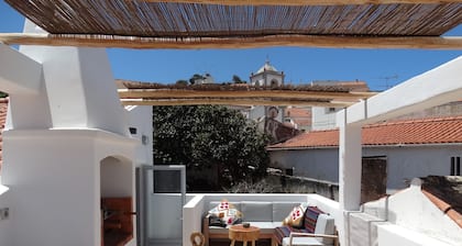 Beautiful house with roof terrace in old town of Odeceixe