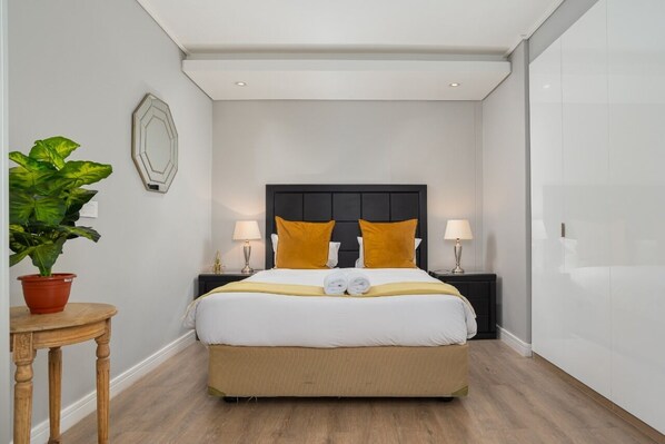 1 bedroom, WiFi - 1 bed furnished apt, Warwick Greenpoint CapeTown (Cape Town)