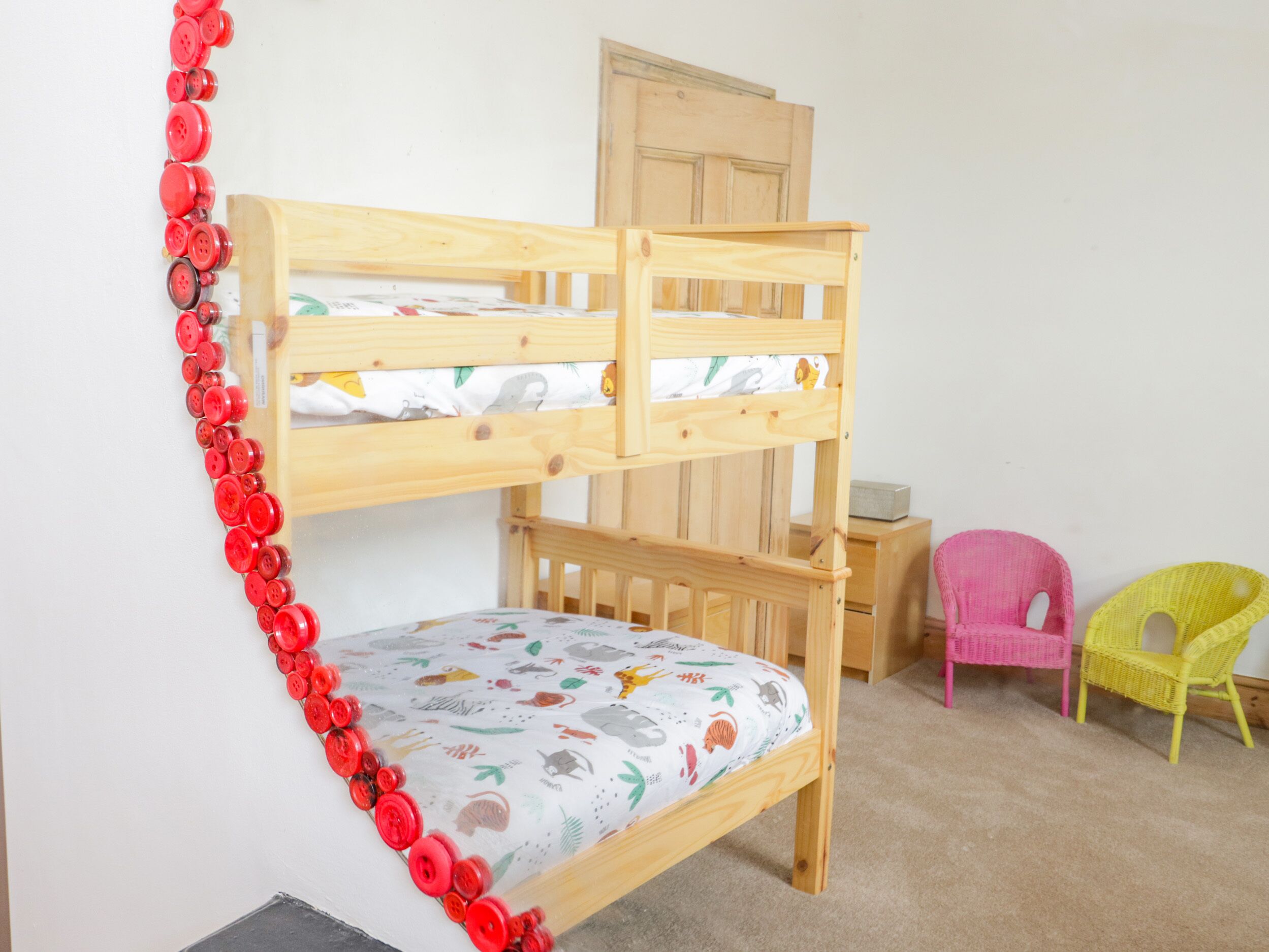 3 多间卧室、特色装修、特色家居、免费 WiFi