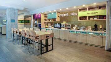 Free daily buffet breakfast