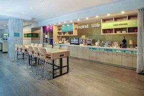 Tägliches inbegriffenes Frühstücksbuffet
