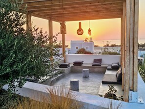 Exterior - myLithos Suites (Santorini)