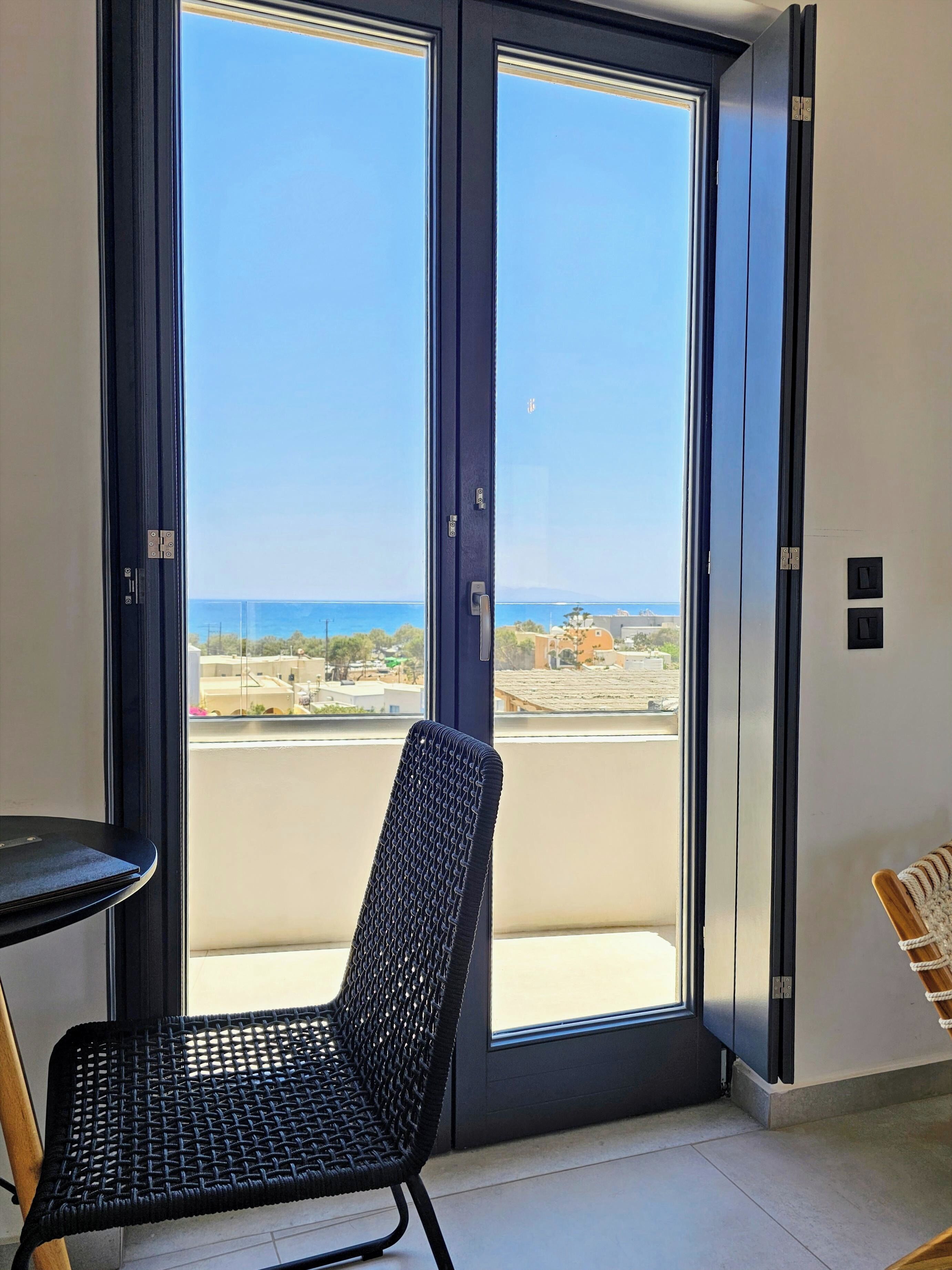 Photo - myLithos Suites