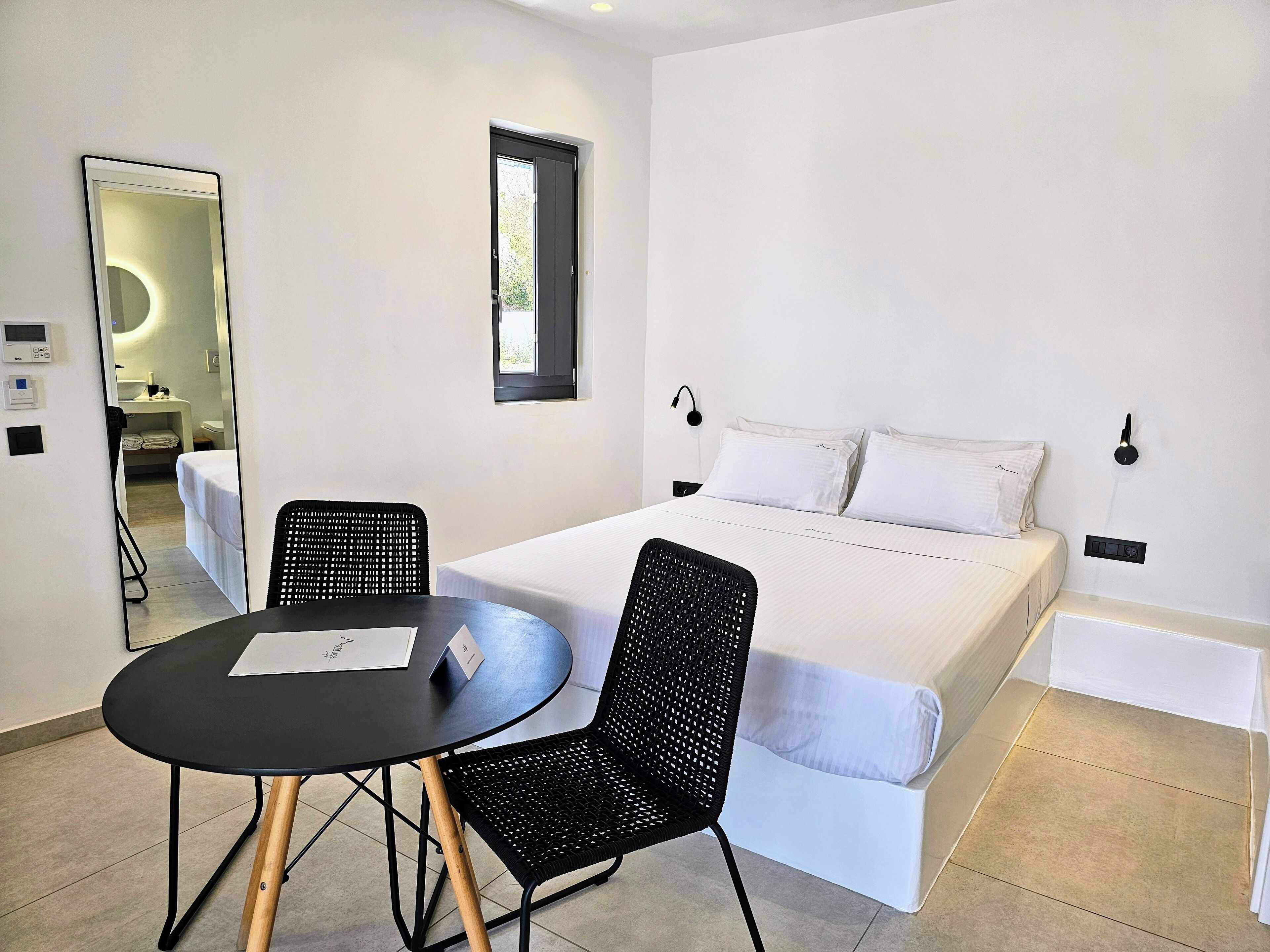 Comfort Studio Suite | Premium bedding, in-room safe, blackout drapes, soundproofing