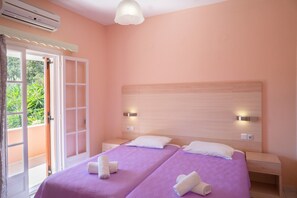 2 bedrooms, free WiFi, bed sheets - Apartment Dora Pagoi 3 with Mountain View, Shared Garden & Wi-Fi (Kerkyra)
