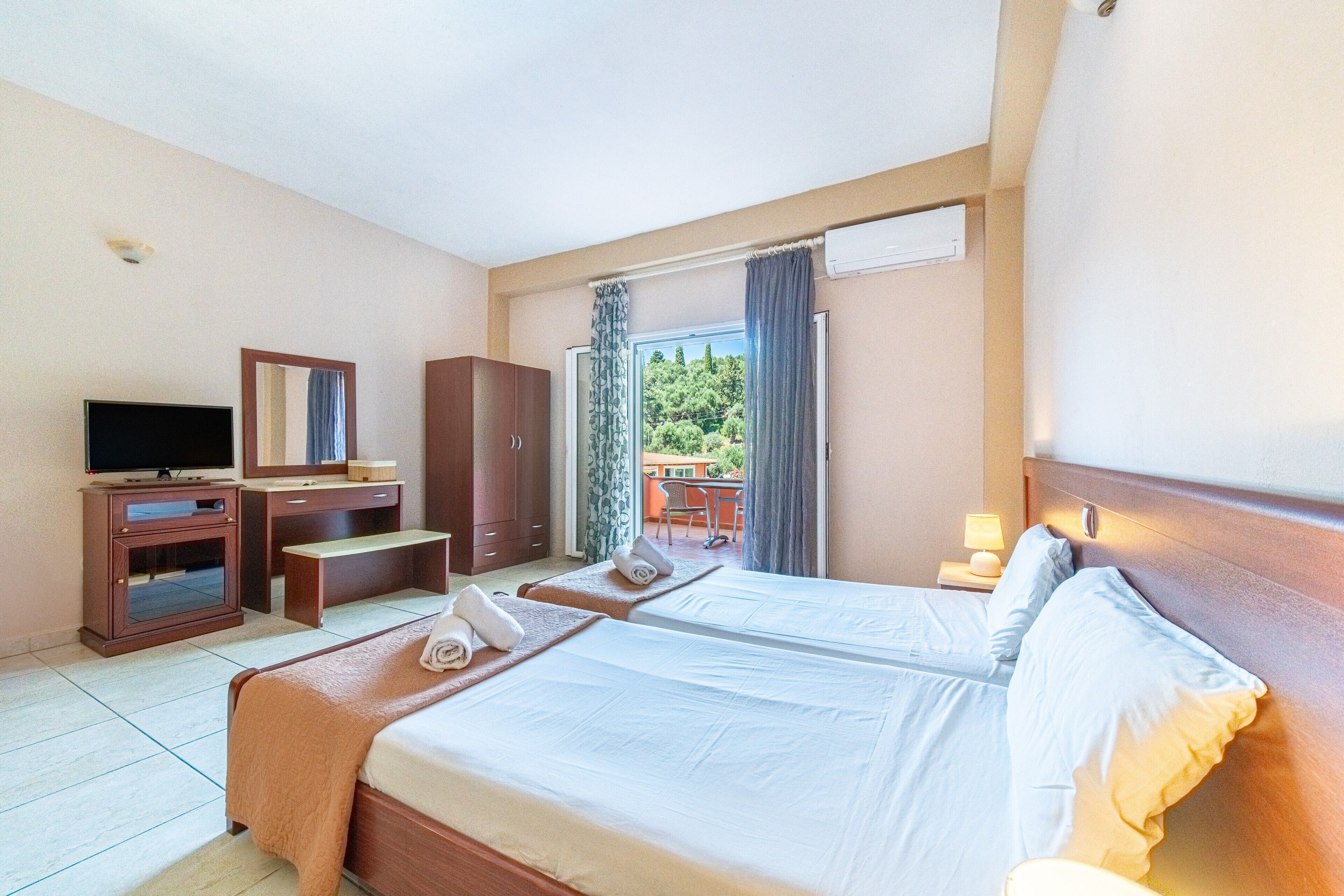 Wifi gratis y ropa de cama 