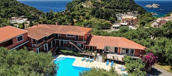 Studio Apartment 'Arianna Studio 16' with Shared Pool, Balcony & Wi-Fi