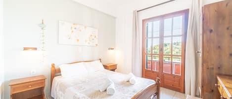 2 bedrooms, free WiFi, bed sheets