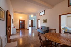 Interior - Pet-Friendly Apartment Casa Ginevra Salento with Garden & A/C (San Cassiano)