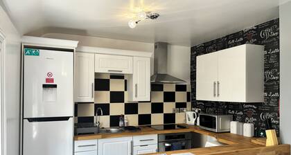 Stylish holiday apartment | Near the Beach | Llandudno
