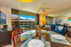 TV - Sugar Beach PH8: Sparkling Ocean Views Await! (Kihei)