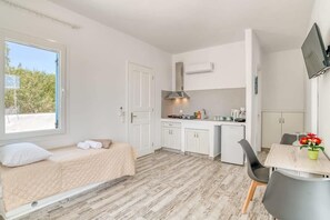 1 Schlafzimmer, Reisekinderbett, WLAN, Bettwäsche