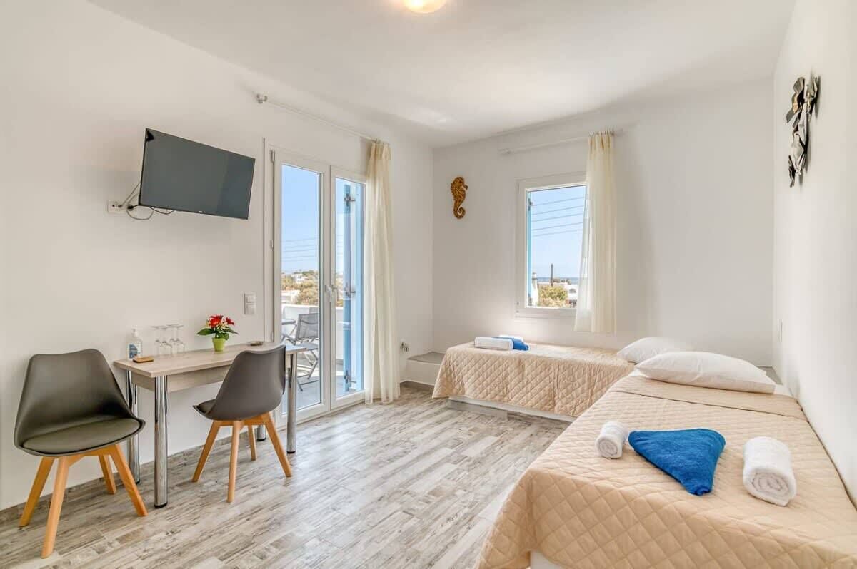 1 chambre, lit parapluie, Wi-Fi, draps fournis