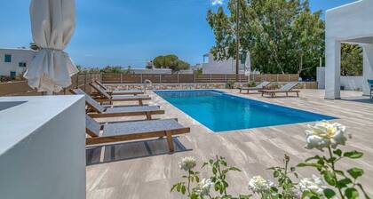 Paros Seaside Splendor - Apollo's Poolside Retreat