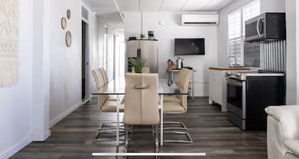 9 Bedrooms Large home San Juan Santurce