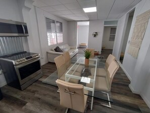TV - 9 Bedrooms Large home San Juan Santurce (San Juan)