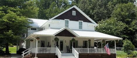 Fachada da propriedade