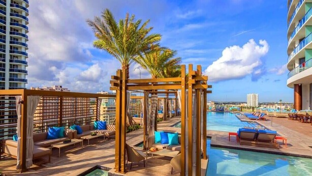 Pool - Insane Ocean View Balcony| Beachfront Resort+ Gym (Hollywood)