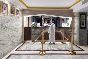 Mostrador para check-in y check-out