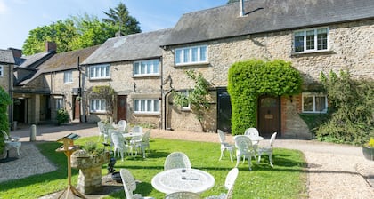the Jersey Arms Hotel