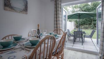 House (3 Bedrooms) | View from room