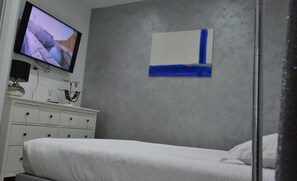 1 bedroom, iron/ironing board, WiFi, bed sheets - Rome Deluxe apt near Metro- Vatican Museum (Roma)