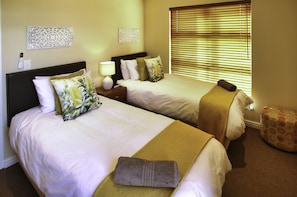 Classic Apartment | 2 bedrooms, premium bedding, iron/ironing board, cribs/infant beds - Ellefsen Golf Suite 115, Langebaan 4-Sleeper (Langebaan)