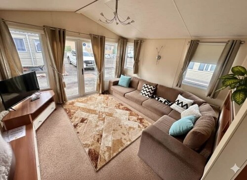 2-Bedroom BK Static Caravan in Uddingston, Glasgow