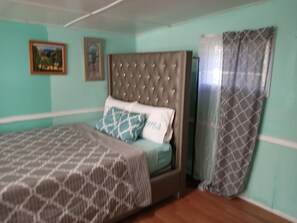 1 多间卧室、熨斗/熨衣板、WiFi