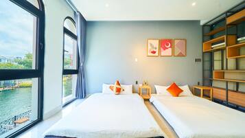 Signature Triple Room, Balcony | Free WiFi