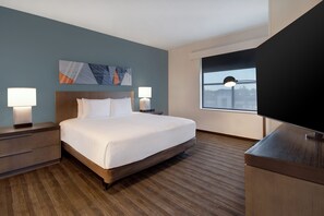 Chambre, 1 très grand lit (Den)