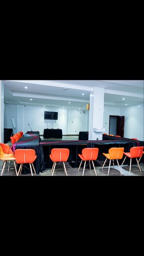 Imagen sin descripción, 4 de 13, botón