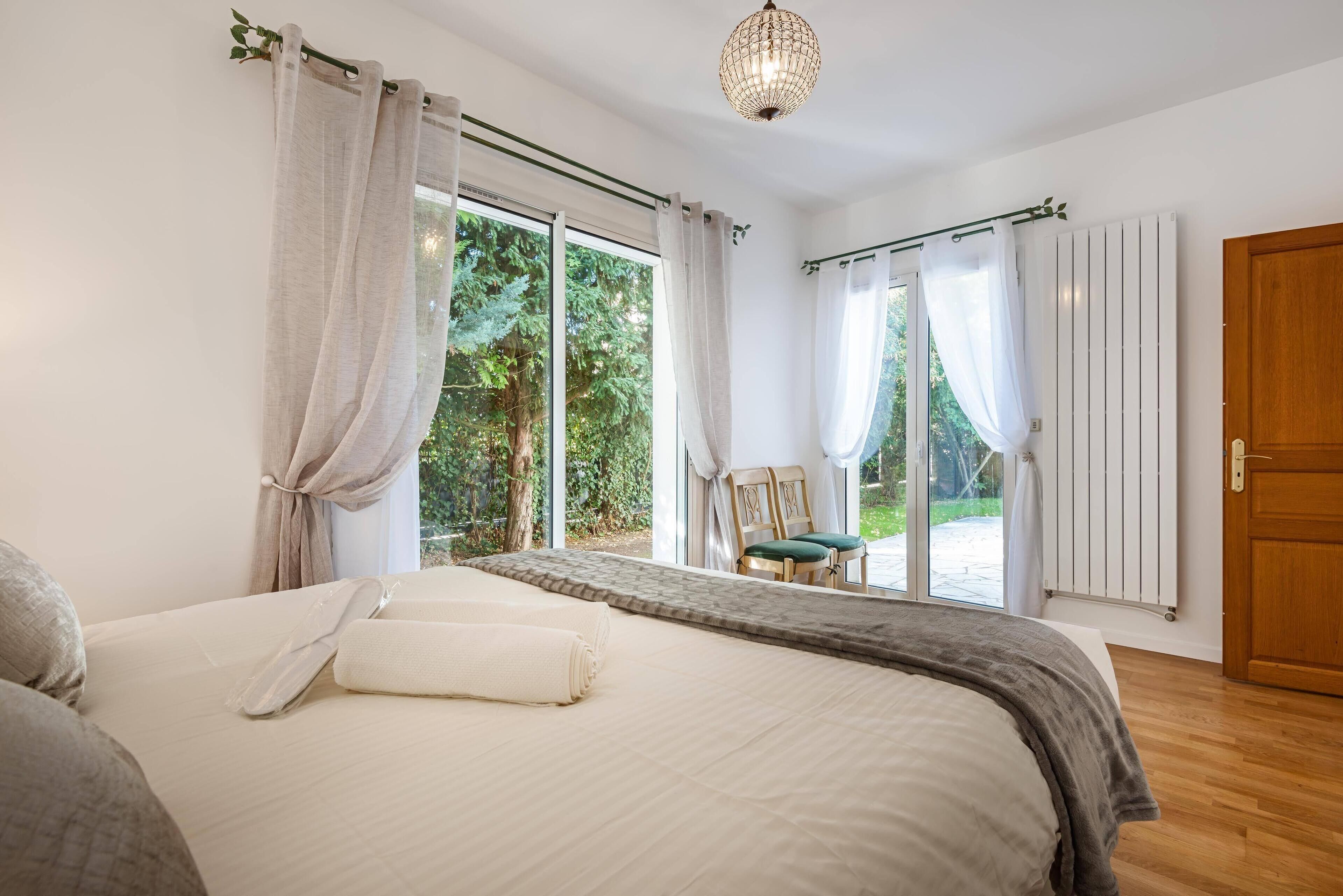 10 chambres, bureau, fer et planche à repasser, Wi-Fi gratuit