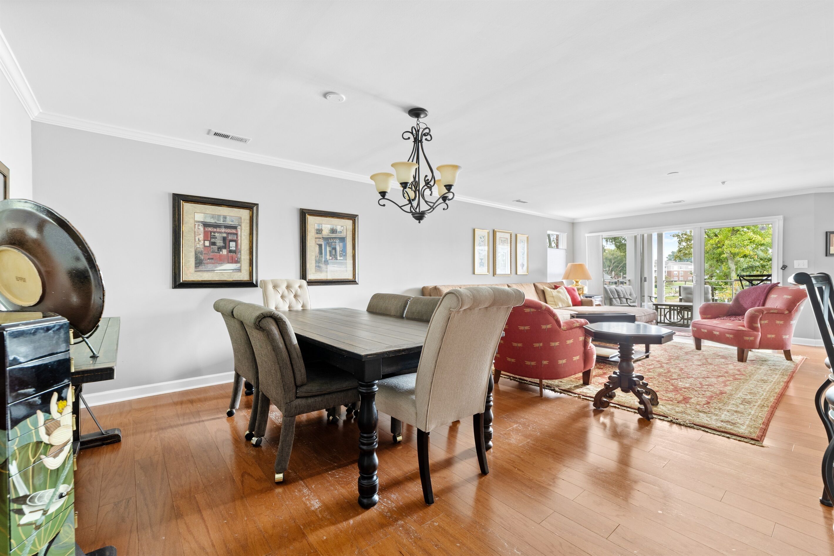 智能电视、壁炉