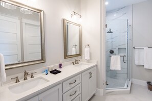 Shower, towels