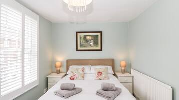 3 bedrooms, individually decorated, individually furnished, free WiFi