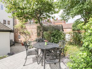 Balcony - Cuckoo Cottage (Worcester)