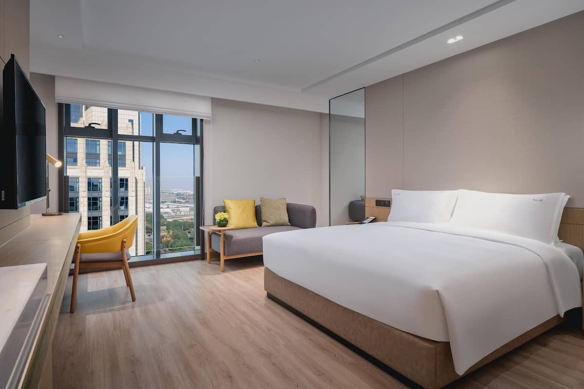 In-room safe, desk, laptop workspace, soundproofing