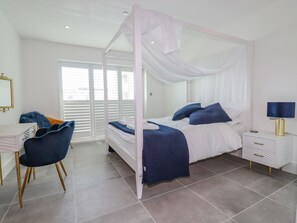 2 bedrooms, individually decorated, individually furnished, free WiFi - 30 Cliff Edge (Newquay)