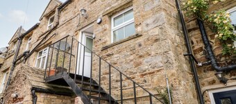 The Old Store, 2 Alpine Terrace